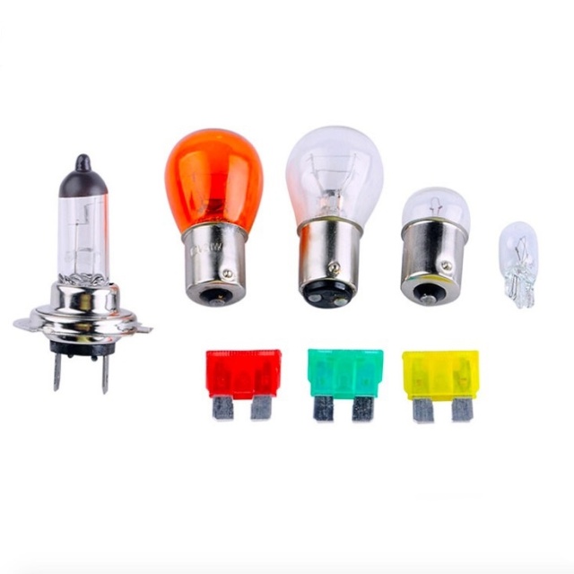 Spare parts kit with car lights, 8 pieces, H7
