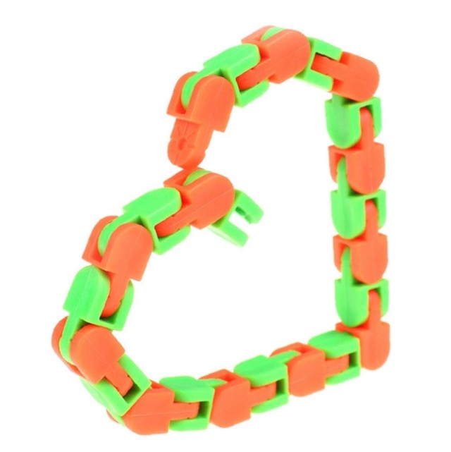 Wacky Tracks Snap and Click Fidget toy, Green/Orange