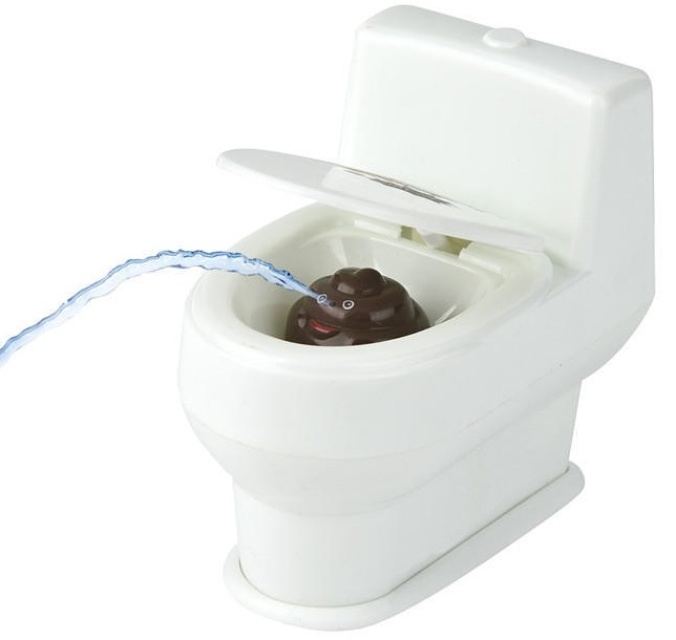 Splashing joke toilet