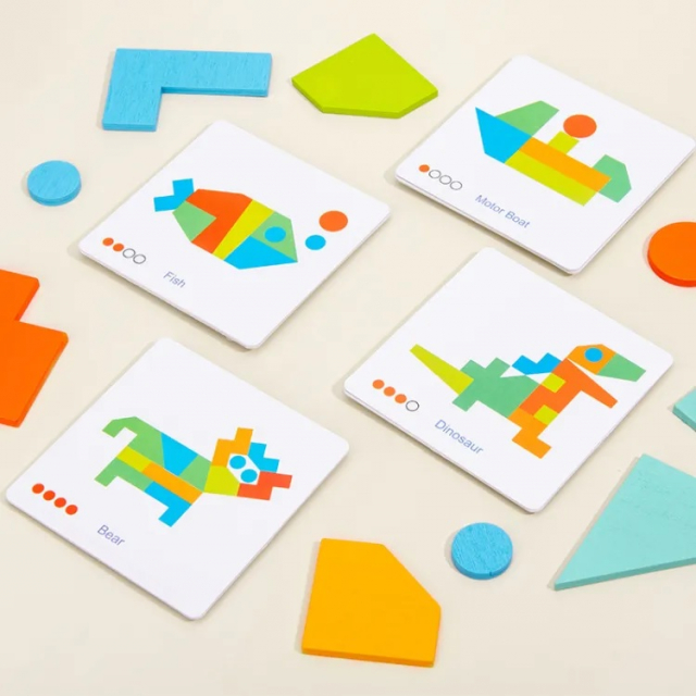 Fun wooden puzzle with pattern cards