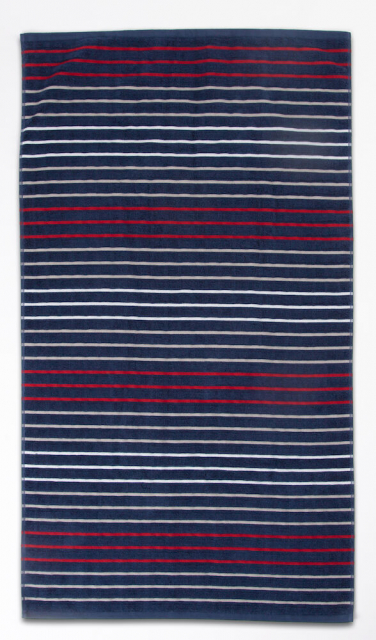 <span>Terry Seaside from Lord Nelson Victory in two different color schemes with stripes and maritime colors. The large size 80x160 cm is ideal as a bath towel, with its 500 g/m² making it soft and comfortable. The two smaller sizes are advantageously mat