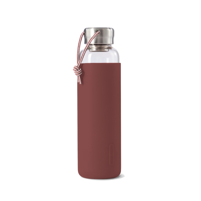 Black+Blum Glasflaska Rubber 600 ml,  Vinröd