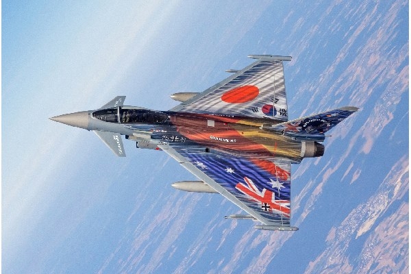 Revell Eurofighter-Pacific platinum edition 1:72 gift set