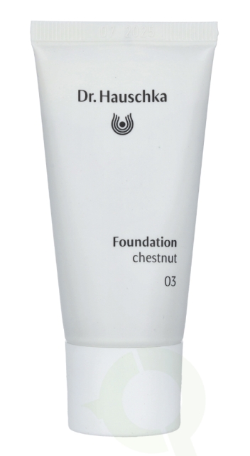 Dr. Hauschka Foundation 30 ml #03 Chestnut