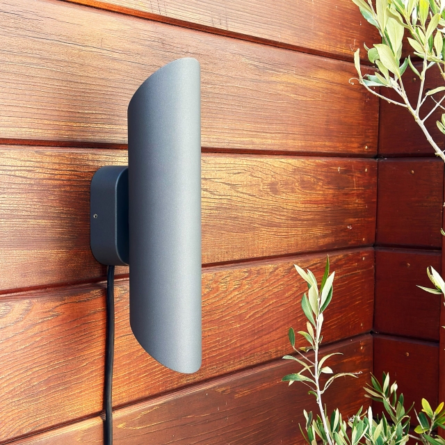 LightsOn Wally Vägglampa Up/Down 2 x5W 2x350lm 3000K