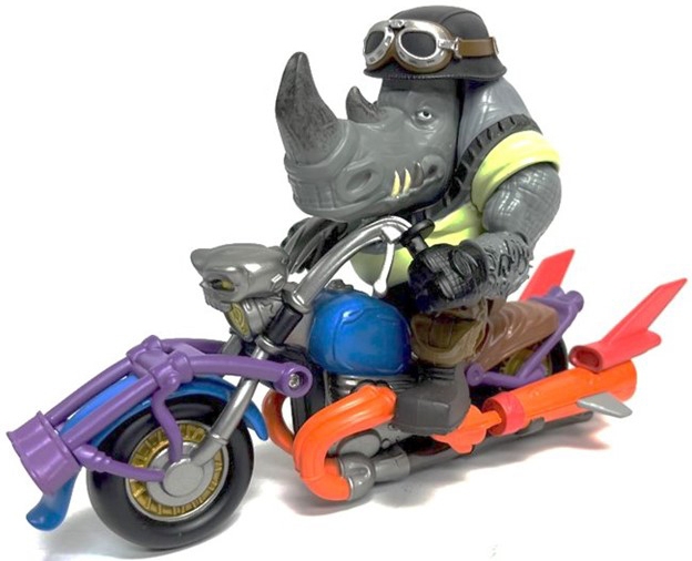 Teenage Mutant Ninja Turtles: Rocksteady Chopper Cycle figure + motorcycle