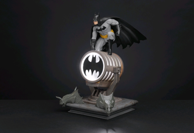 Paladone Batman Figurine Light/Lamp - 27 CM (PP6376BM)