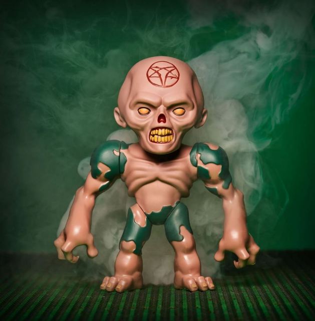 Numskull Doom Figurine Zombie