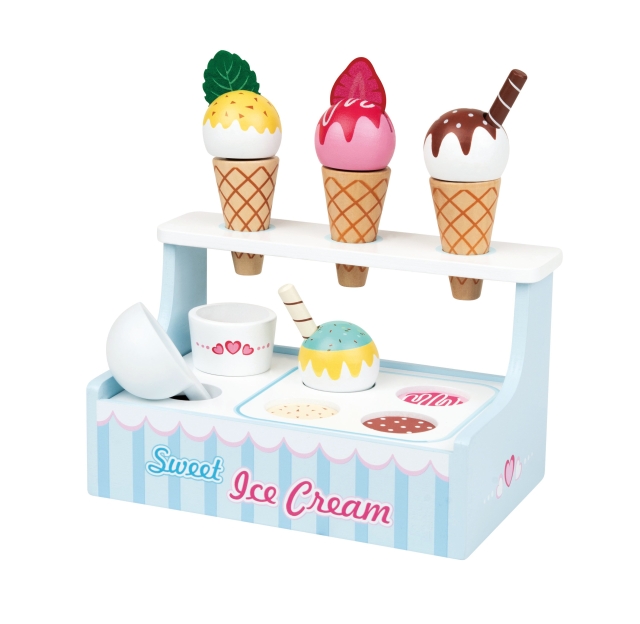 Small Wood Mini Ice Cream Shop (L40227)