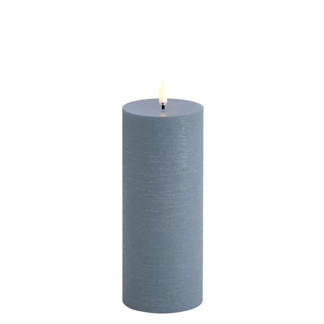 Uyuni LED pillar candle - Hazy blue, Rustic - 7,8x20,3 cm (UL-PI-HB78020)