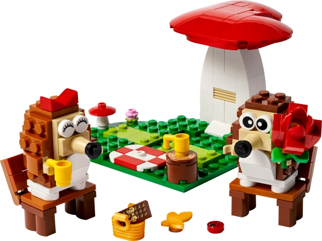 LEGO LEGO Iconic - Hedgehog Picnic Date (40711)