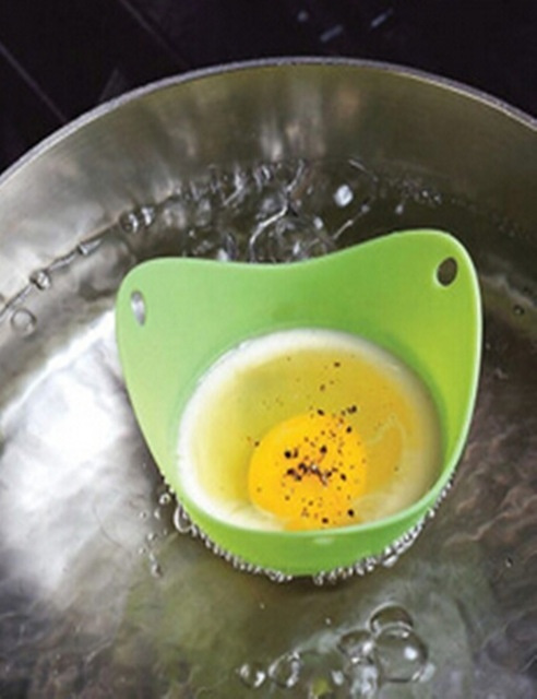 Silicone Egg Cooker (Green) in the group HOME, HOUSEHOLD & GARDEN / Kitchen utensils / Other kitchen tools at TP E-commerce Nordic AB (38-25523)