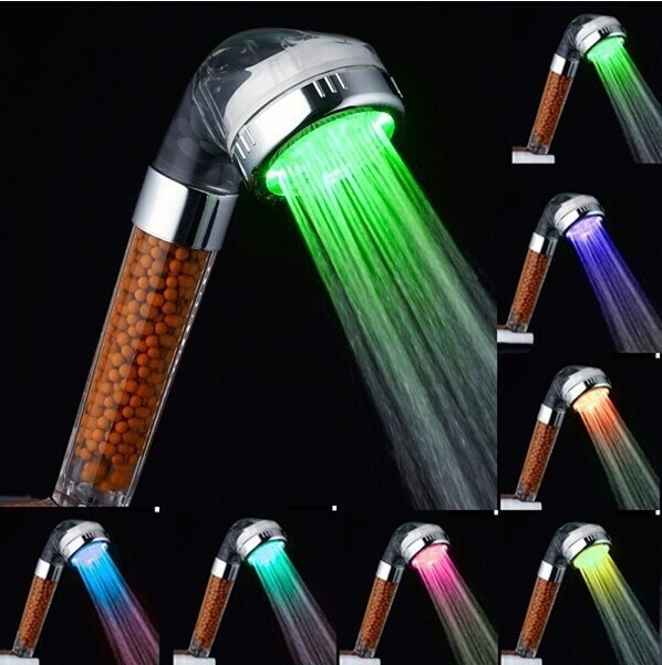 Shower handle with LED lighting, 7 different colors. in the group Sport, leisure & Hobby / Fun stuff / Smart home at TP E-commerce Nordic AB (38-25537)