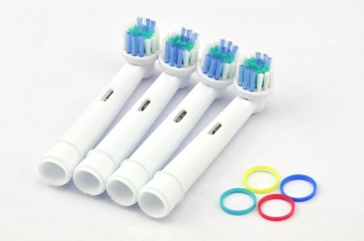 4-pack Reservborste till Oral B (SB-17A) in the group BEAUTY & HEALTH / Oral care / Accessories for electric toothbrushes at TP E-commerce Nordic AB (38-27149)