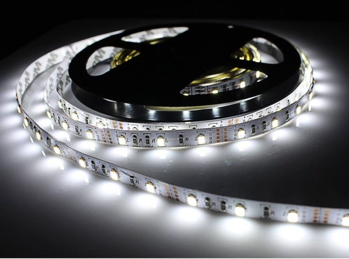 LED-strip, 2 Meter, USB, Kallvit in the group HOME ELECTRONICS / Lighting / LED strips at TP E-commerce Nordic AB (38-29295)