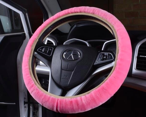 Steering wheel sleeve, Pink in the group CAR / Car accessories / Winter equipment for cars at TP E-commerce Nordic AB (38-39606)