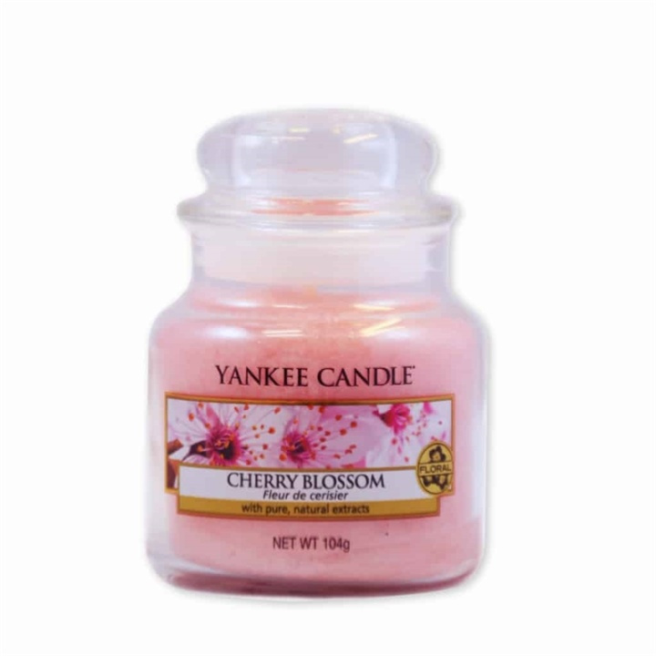 Yankee Candle Classic Small Jar Cherry Blossom Candle 104g in the group BEAUTY & HEALTH / Fragrance & Perfume / Other fragrances / Scented candles at TP E-commerce Nordic AB (38-59348)