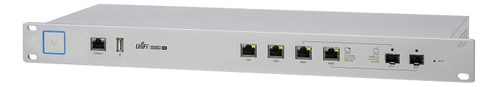 UniFi Security Gateway PRO, 4 Port in the group COMPUTERS & PERIPHERALS / Network / Routrar at TP E-commerce Nordic AB (38-62601)