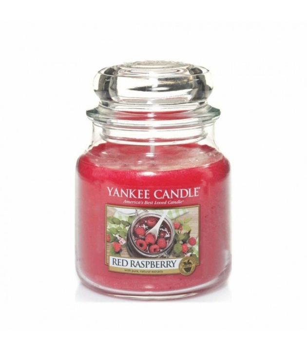 Yankee Candle Classic Medium Jar Red Raspberry Candle 411g in the group BEAUTY & HEALTH / Fragrance & Perfume / Other fragrances / Scented candles at TP E-commerce Nordic AB (38-67677)