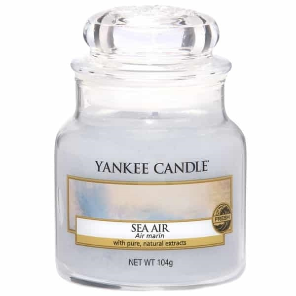 Yankee Candle Classic Small Jar Sea Air Candle 104g in the group BEAUTY & HEALTH / Fragrance & Perfume / Other fragrances / Scented candles at TP E-commerce Nordic AB (38-67697)