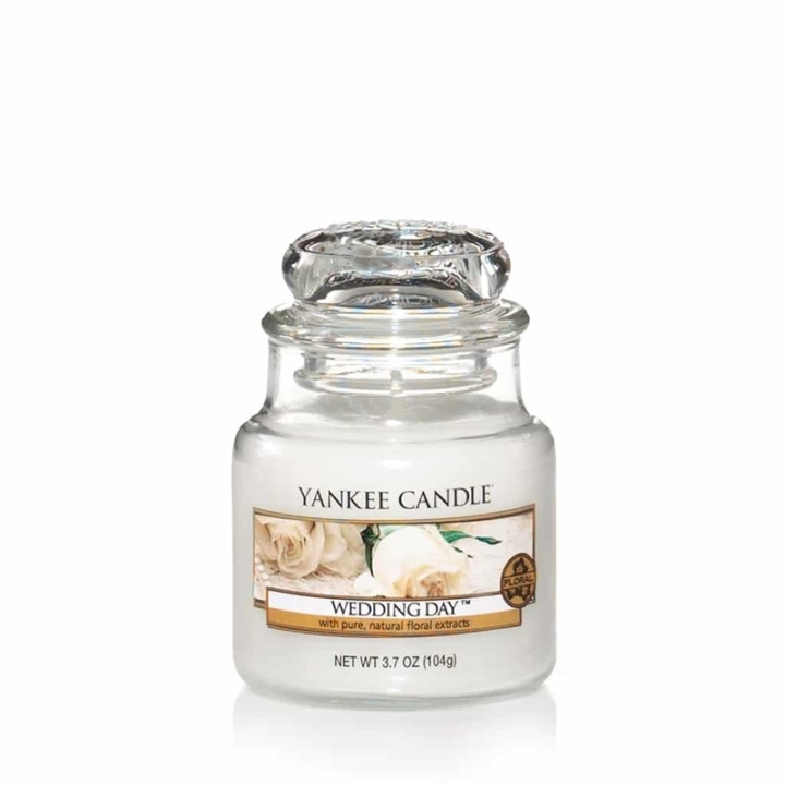 Yankee Candle Classic Small Jar Wedding Day Candle 104g in the group BEAUTY & HEALTH / Fragrance & Perfume / Other fragrances / Scented candles at TP E-commerce Nordic AB (38-67701)
