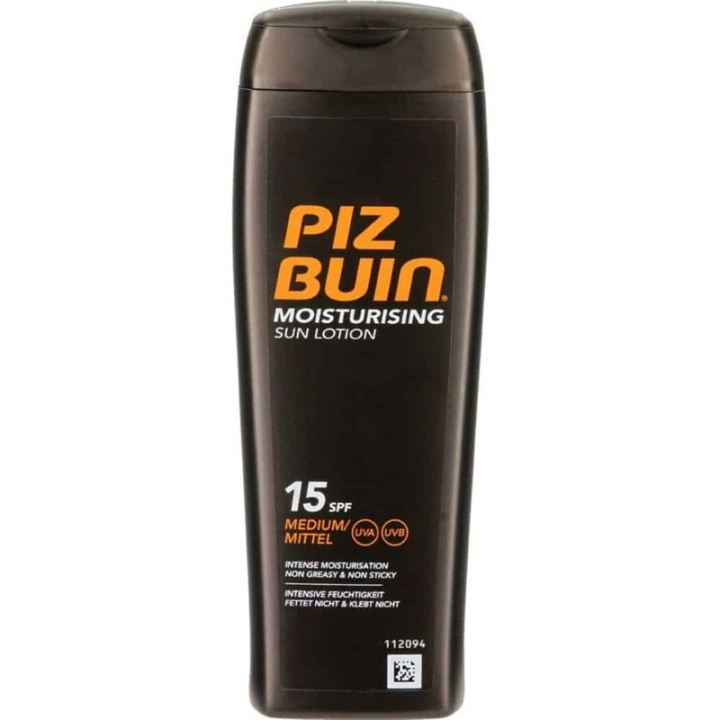 Piz Buin Moisturizing Sun Lotion SPF15 200ml in the group BEAUTY & HEALTH / Skin care / Tanning / Sunscreen at TP E-commerce Nordic AB (38-67881)