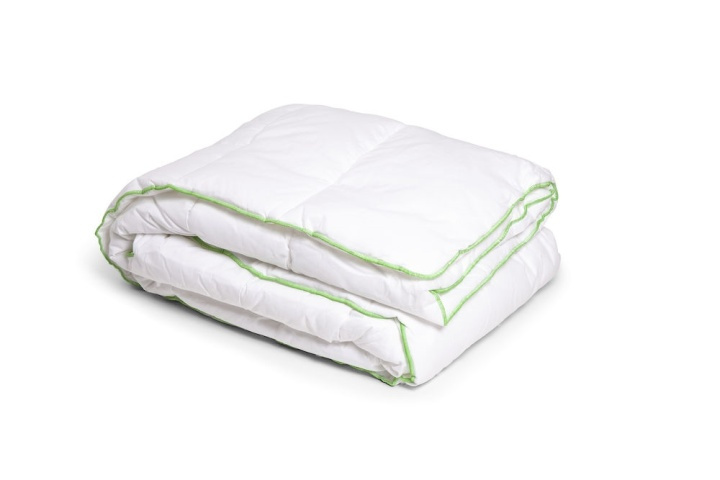 Lord Nelson Täcke Mf Medium Vit in the group HOME, HOUSEHOLD & GARDEN / Interior / Duvets at TP E-commerce Nordic AB (38-75334)