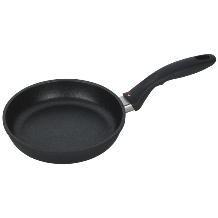 Swiss Diamond Stekpanna för induktion 28 cm in the group HOME, HOUSEHOLD & GARDEN / Kitchen utensils / Frying pans at TP E-commerce Nordic AB (38-76512)