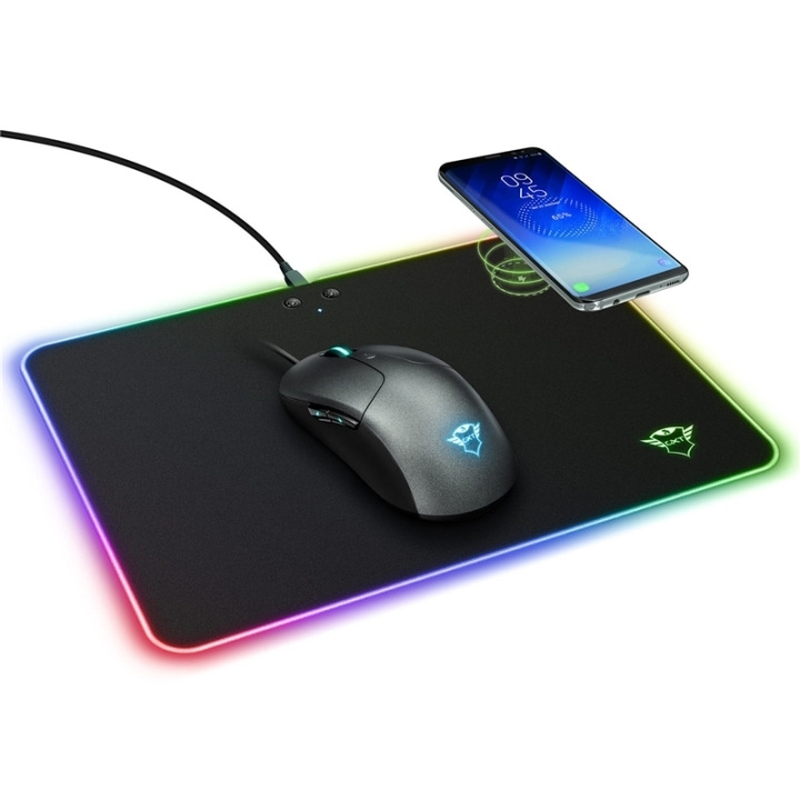 Trust GXT 750 Qlide RGB Mouse pad Qi in the group COMPUTERS & PERIPHERALS / GAMING / Mouse pad at TP E-commerce Nordic AB (38-76823)