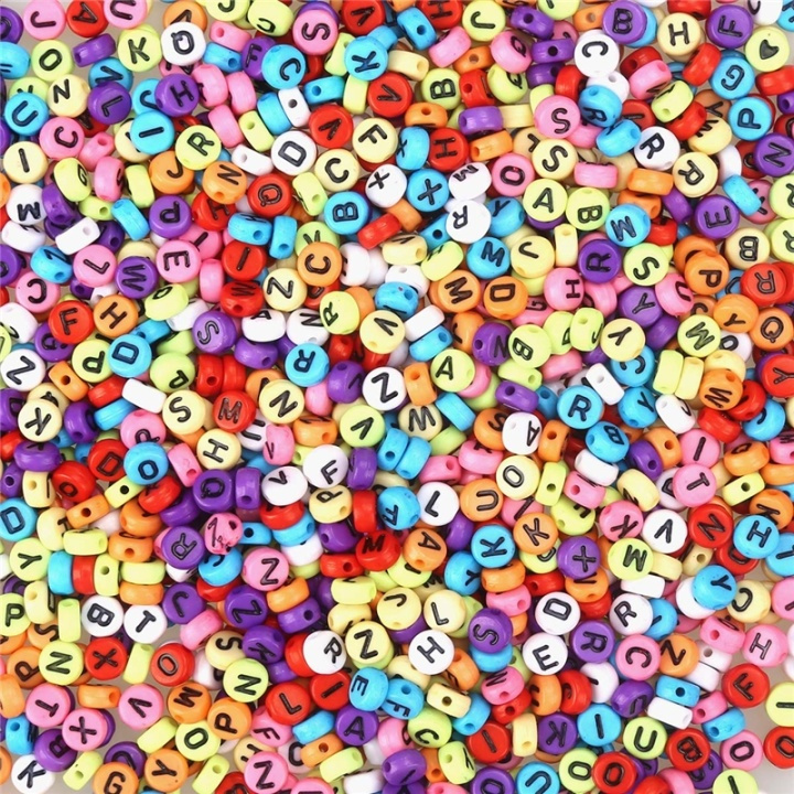 200 beads with letters, Color in the group TOYS, KIDS & BABY PRODUCTS / Toys / Crafts at TP E-commerce Nordic AB (38-80829)