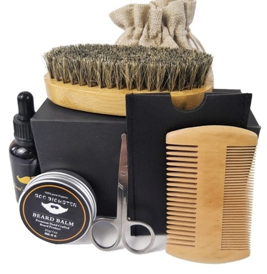 Beard care kit in gift box, 5 pieces in the group BEAUTY & HEALTH / Hair & Styling / Shaving & Trimming / Beard combs & Shaving brushes at TP E-commerce Nordic AB (38-80987)