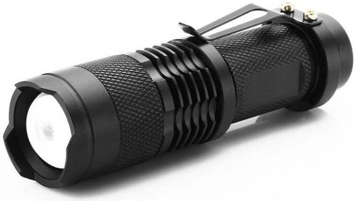 Flashlight with zoom, Black in the group Sport, leisure & Hobby / Flashlights & Head lamps / Flashlights at TP E-commerce Nordic AB (38-81287)