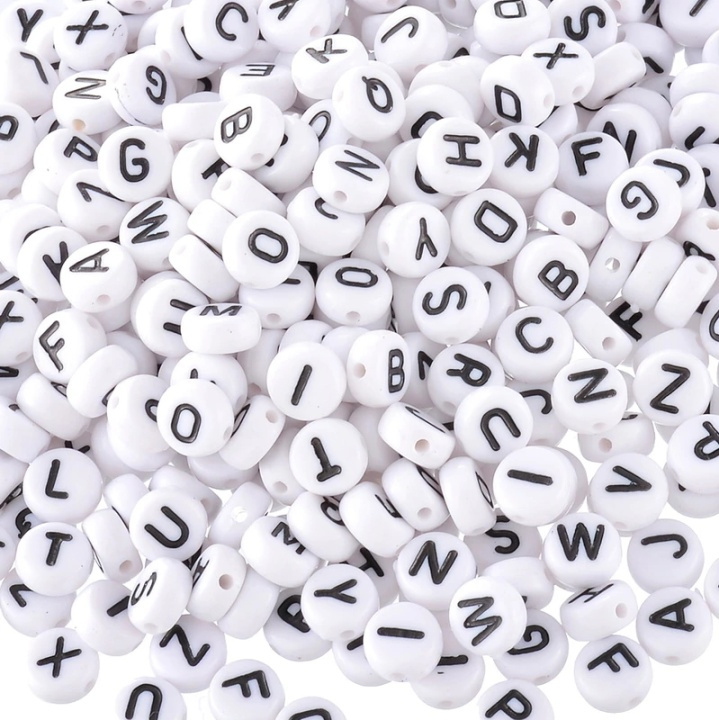 200 Beads with letters, White in the group TOYS, KIDS & BABY PRODUCTS / Toys / Crafts at TP E-commerce Nordic AB (38-81603)