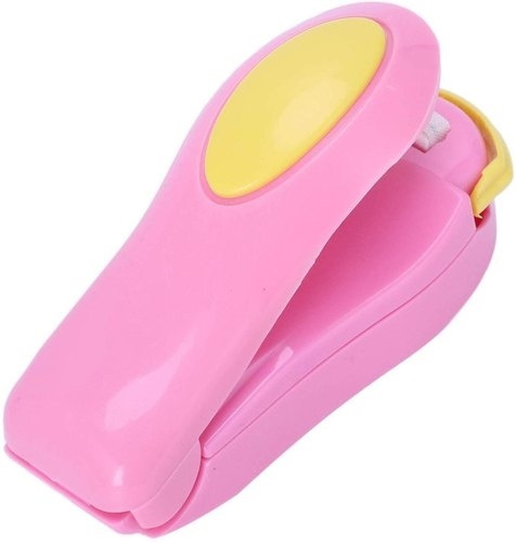 Small battery powered heat sealer - Seals bags in the group HOME, HOUSEHOLD & GARDEN / Kitchen utensils / Other kitchen tools at TP E-commerce Nordic AB (38-81773)