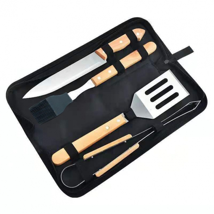 Grill set in wood, 4 parts in the group HOME, HOUSEHOLD & GARDEN / Garden products / Barbeque & Accessories at TP E-commerce Nordic AB (38-83529)