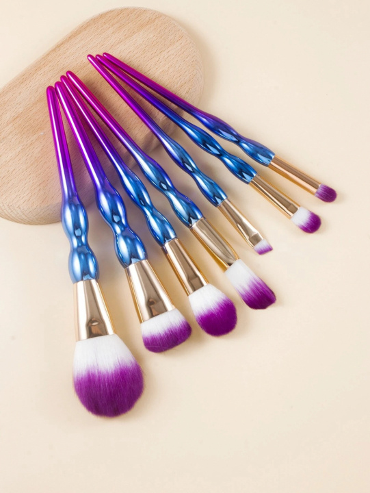Professional gentle makeup brushes 7-Pack in the group BEAUTY & HEALTH / Makeup / Tools & Make up set / Makeup set at TP E-commerce Nordic AB (38-84094)