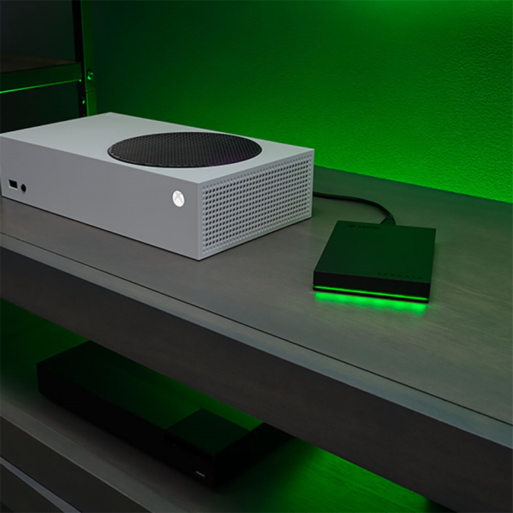 Seagate Xbox Game Drive 4TB till Xbox One och Xbox Series X|S in the group HOME ELECTRONICS / Game consoles & Accessories / Xbox Series X / Accessories at TP E-commerce Nordic AB (38-86832)
