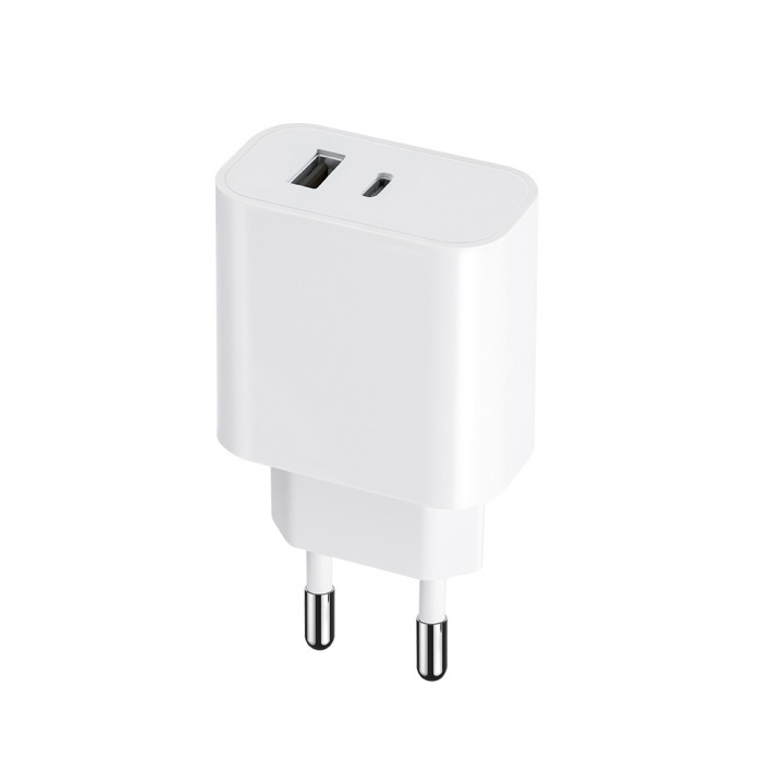 Maxlife MXTC-06 - PD QC Väggladdare 1x USB-C, 1x USB, 30W, Vit in the group SMARTPHONE & TABLETS / Chargers & Cables / Wall charger / Wall charger USB at TP E-commerce Nordic AB (38-95938)