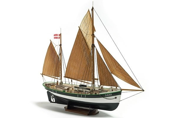 1:60 Dana - Plastic hull in the group Sport, leisure & Hobby / Hobby / Wooden model kits / Ships at TP E-commerce Nordic AB (A05396)