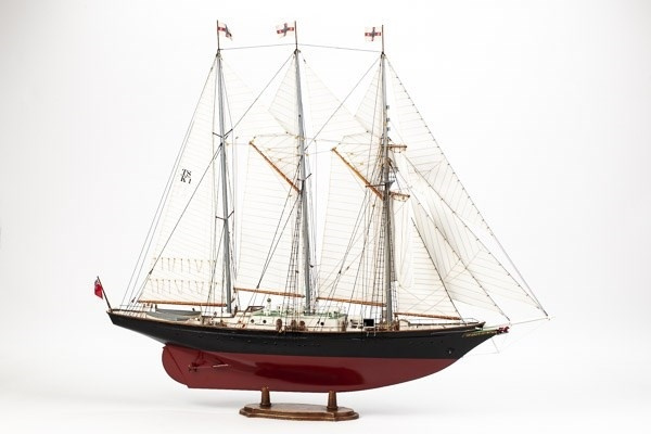 1:75 Sir Winston Churchill -Wooden hull in the group Sport, leisure & Hobby / Hobby / Wooden model kits / Ships at TP E-commerce Nordic AB (A05430)
