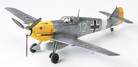 Tamiya 1/72 MESSERSCHMITT BF109E-4/7 in the group Sport, leisure & Hobby / Hobby / Plastic models / Airplanes/Helicopters at TP E-commerce Nordic AB (A06206)