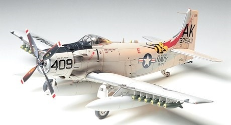 Tamiya 1/48 DOUGLAS A1H SKYRAIDER in the group Sport, leisure & Hobby / Hobby / Plastic models / Airplanes/Helicopters at TP E-commerce Nordic AB (A06220)