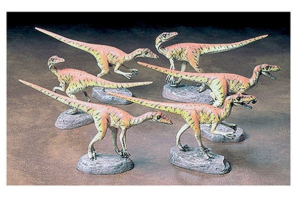 Tamiya 1/35 Velociraptors in the group Sport, leisure & Hobby / Hobby / Plastic models / Various products at TP E-commerce Nordic AB (A06465)