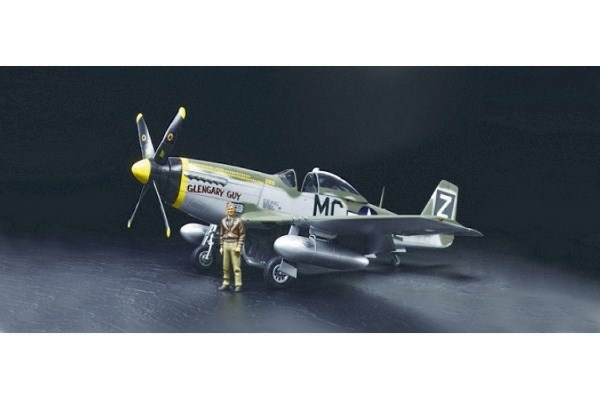 Tamiya 1/32 P-51 Mustang in the group Sport, leisure & Hobby / Hobby / Plastic models / Airplanes/Helicopters at TP E-commerce Nordic AB (A06508)