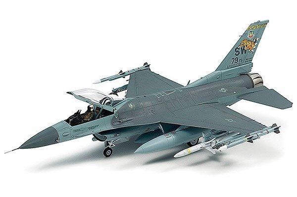 Tamiya 1/72 F-16CJ w/FULL EQUIPMENT in the group Sport, leisure & Hobby / Hobby / Plastic models / Airplanes/Helicopters at TP E-commerce Nordic AB (A06557)