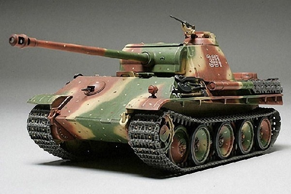 Tamiya 1/48 German Panther G in the group Sport, leisure & Hobby / Hobby / Plastic models / Military vehicles (land) at TP E-commerce Nordic AB (A06566)
