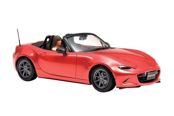 Tamiya 1/24 Mazda MX-5 in the group Sport, leisure & Hobby / Hobby / Plastic models / Cars at TP E-commerce Nordic AB (A06598)