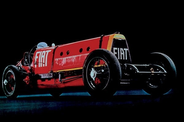 Italeri 1:12 FIAT MEFISTOFELE in the group Sport, leisure & Hobby / Hobby / Plastic models / Cars at TP E-commerce Nordic AB (A07016)