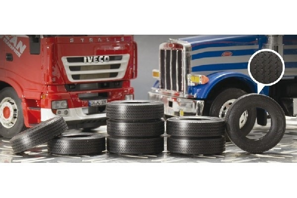 Italeri 1:24 TRUCK RUBBER TYRES (8x) in the group Sport, leisure & Hobby / Hobby / Plastic models / Cars at TP E-commerce Nordic AB (A07086)