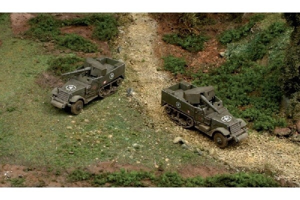 Italeri 1:72 M3 75mm HALF TRACK (2 F.A.) in the group Sport, leisure & Hobby / Hobby / Plastic models / Military vehicles (land) at TP E-commerce Nordic AB (A07107)